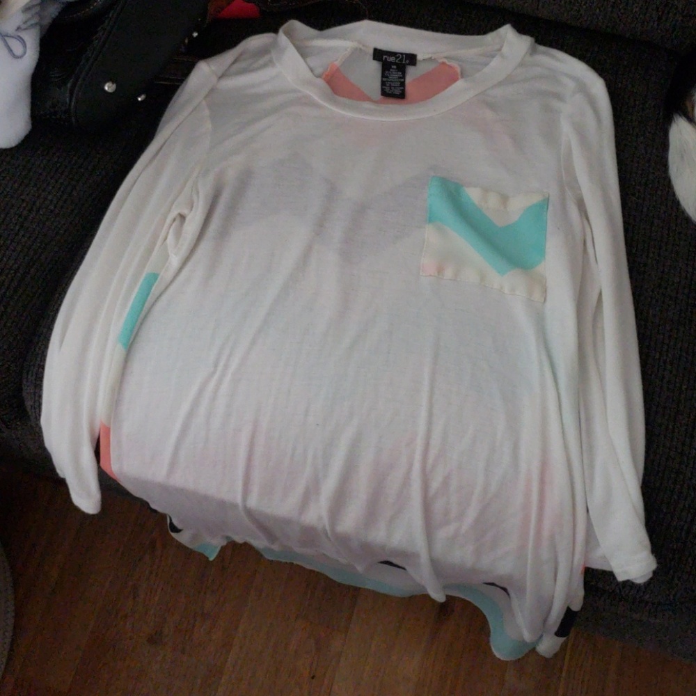 Tee